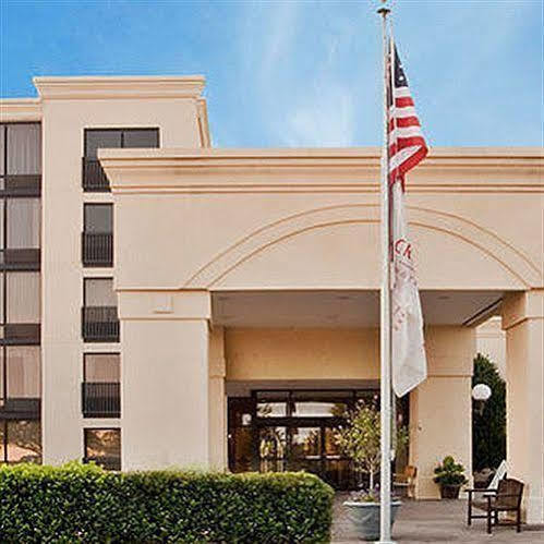 Hotel I-64 Richmond Dumbarton Exterior foto